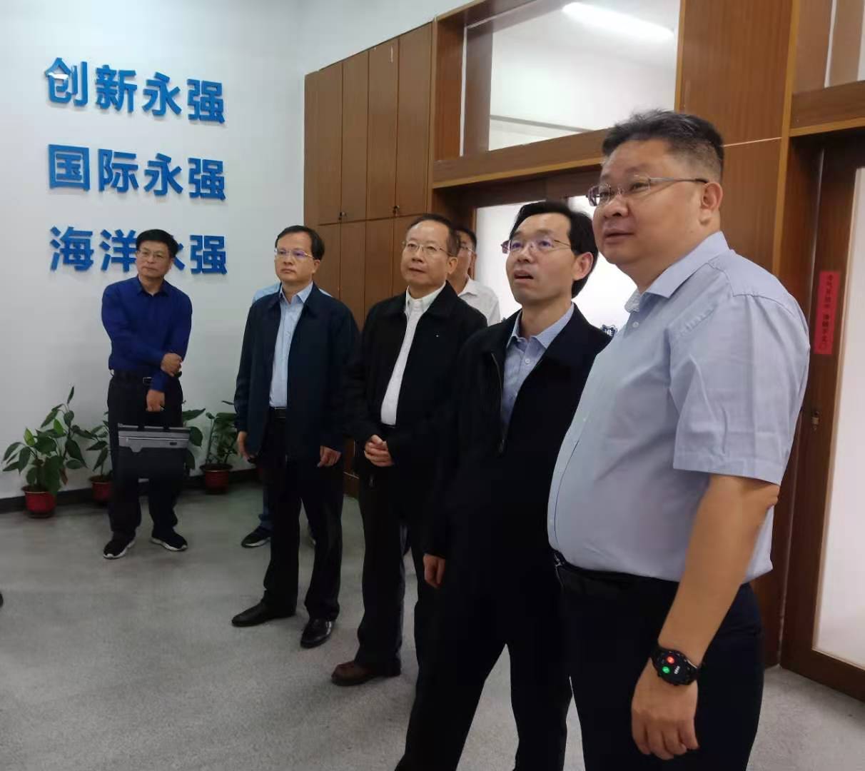 参观三.jpg